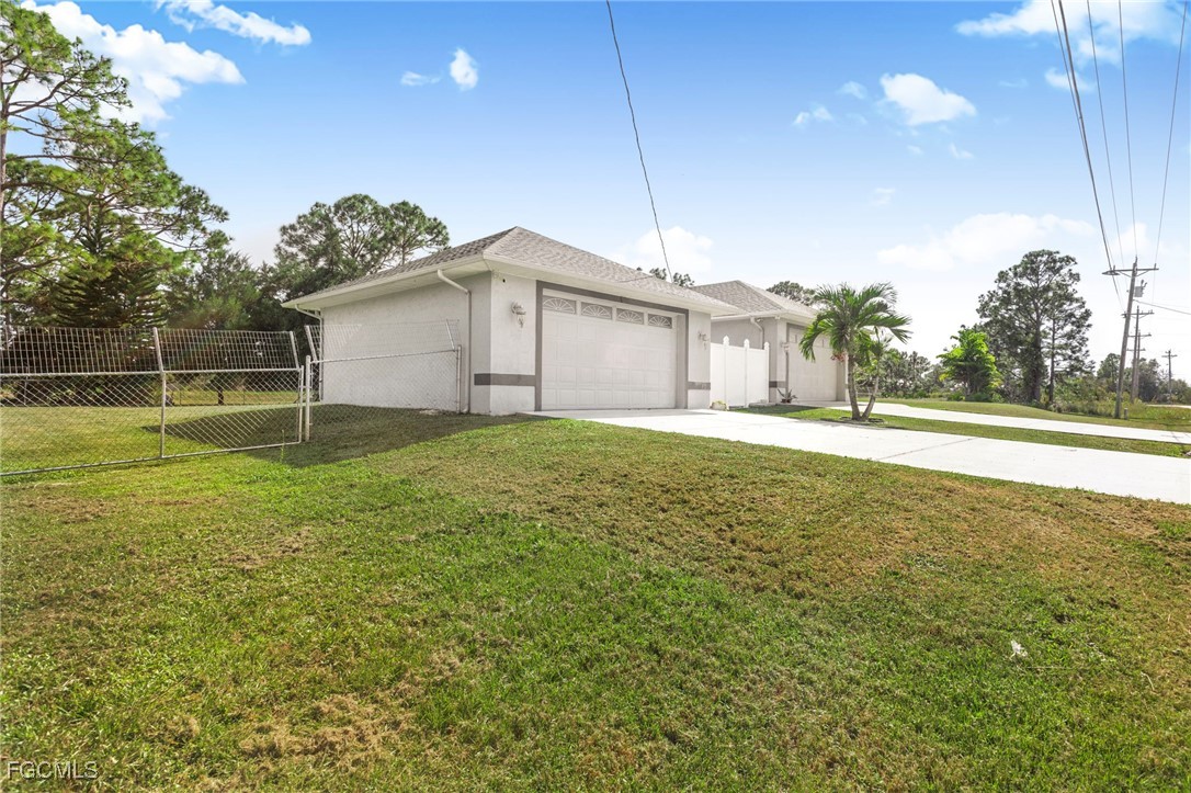 1069 Joponica Avenue South Lehigh Acres, FL 33974 - Photo 40 of 50