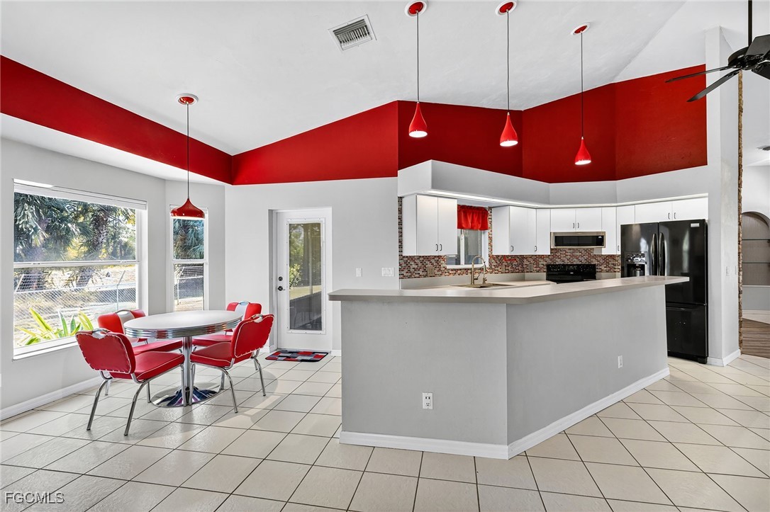 1069 Joponica Avenue South Lehigh Acres, FL 33974 - Photo 10 of 50