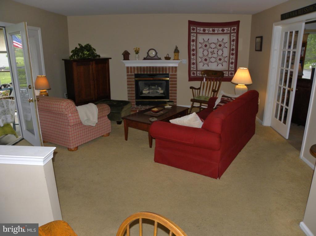 522 South Locust Street Lititz, PA 17543 - Photo 11 of 38