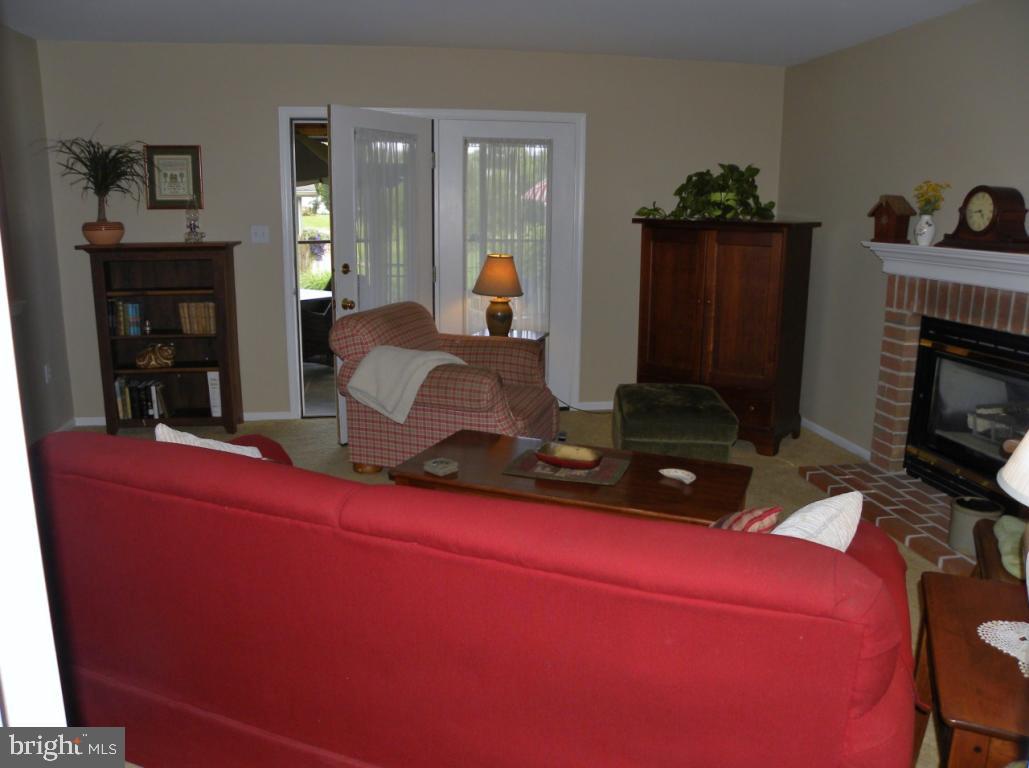 522 South Locust Street Lititz, PA 17543 - Photo 12 of 38