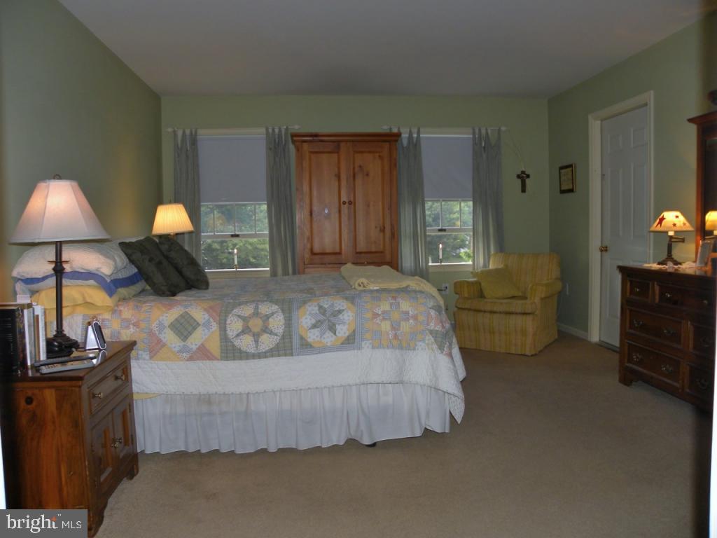 522 South Locust Street Lititz, PA 17543 - Photo 15 of 38