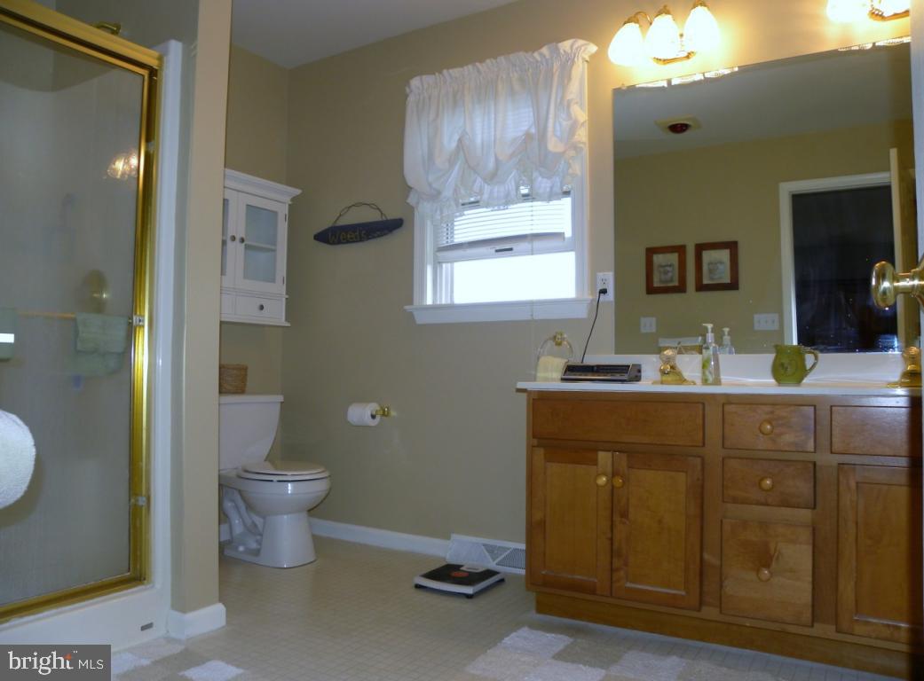 522 South Locust Street Lititz, PA 17543 - Photo 16 of 38