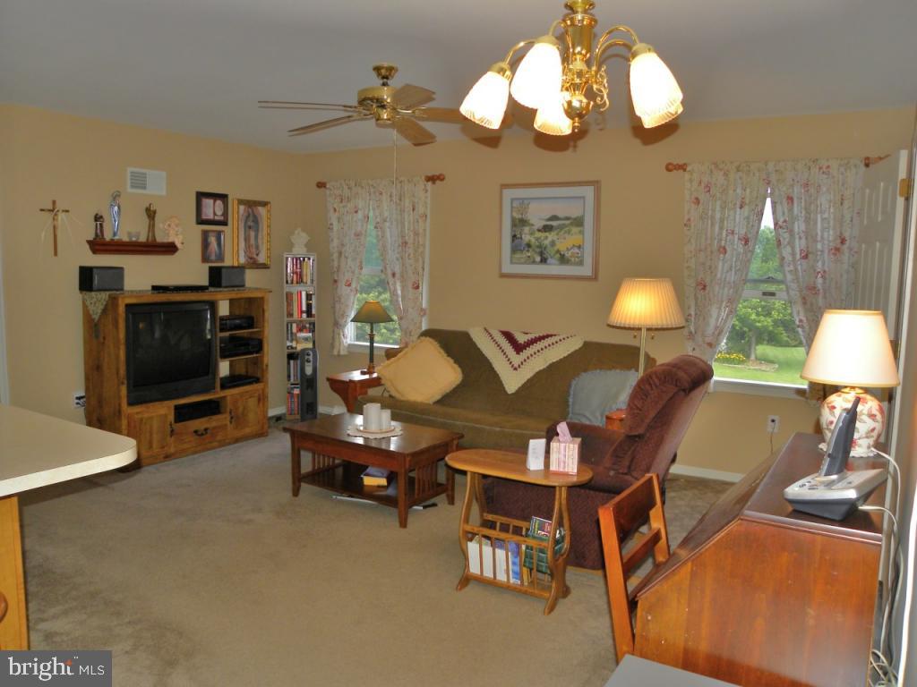 522 South Locust Street Lititz, PA 17543 - Photo 26 of 38