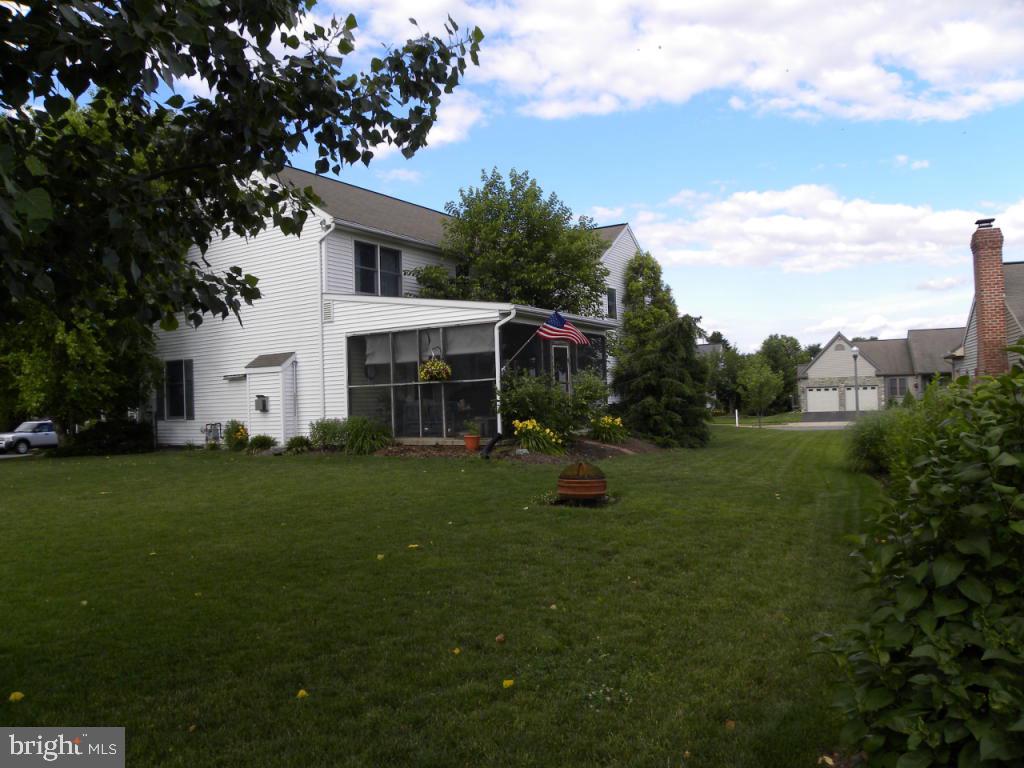 522 South Locust Street Lititz, PA 17543 - Photo 33 of 38