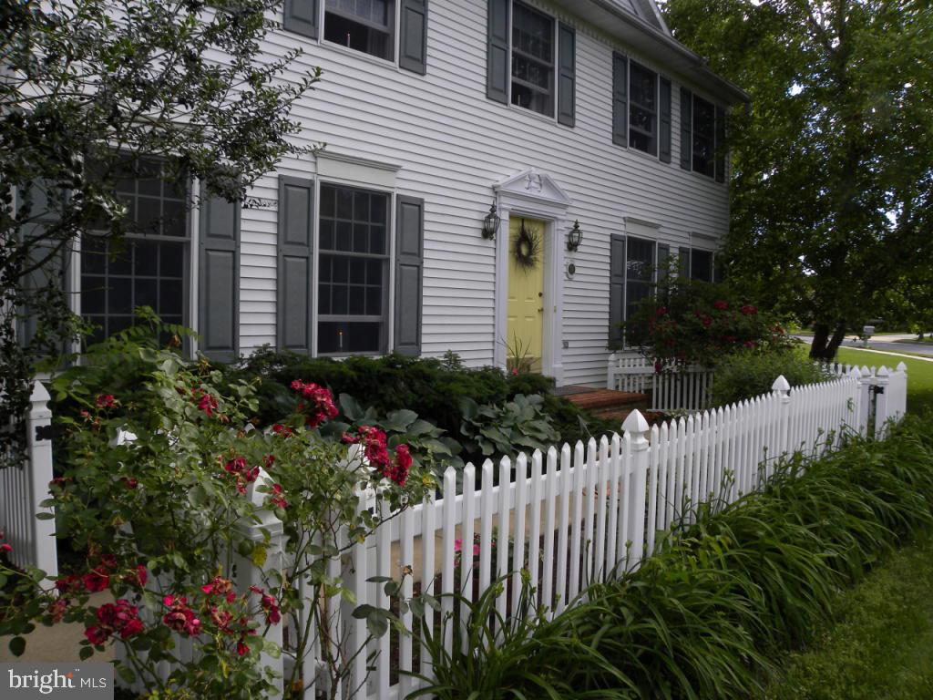 522 South Locust Street Lititz, PA 17543 - Photo 35 of 38