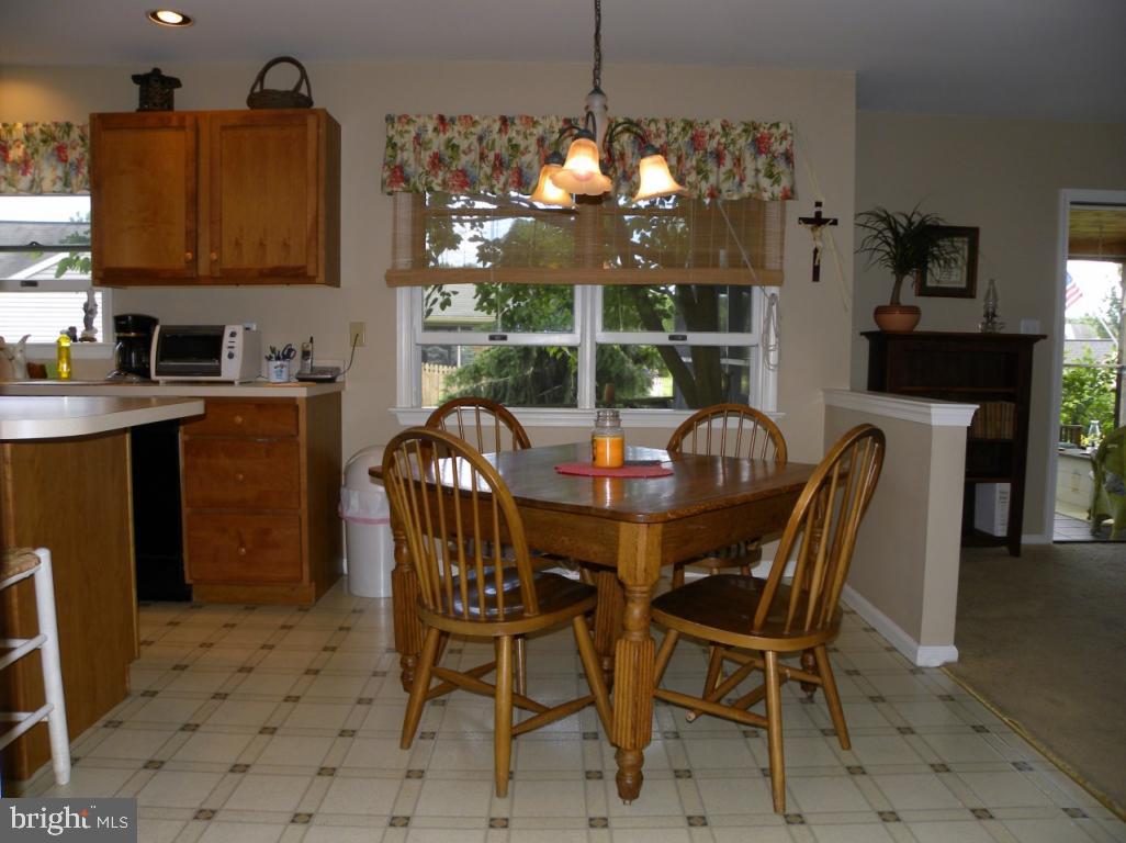 522 South Locust Street Lititz, PA 17543 - Photo 10 of 38