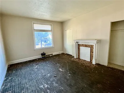 a view of a back yard of a house