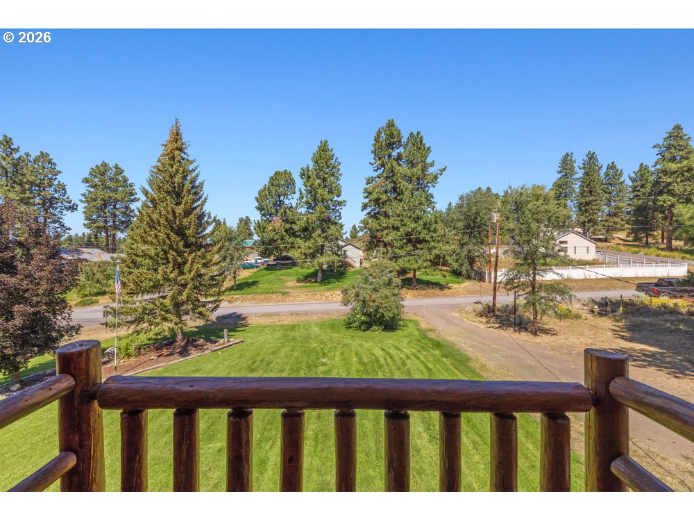 3262 Lake Forest Road Chiloquin, OR 97624 - Photo 12 of 33