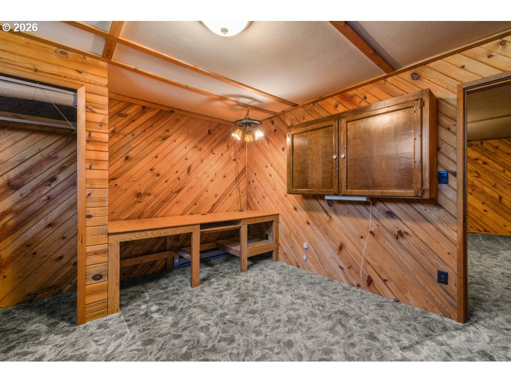3262 Lake Forest Road Chiloquin, OR 97624 - Photo 17 of 33