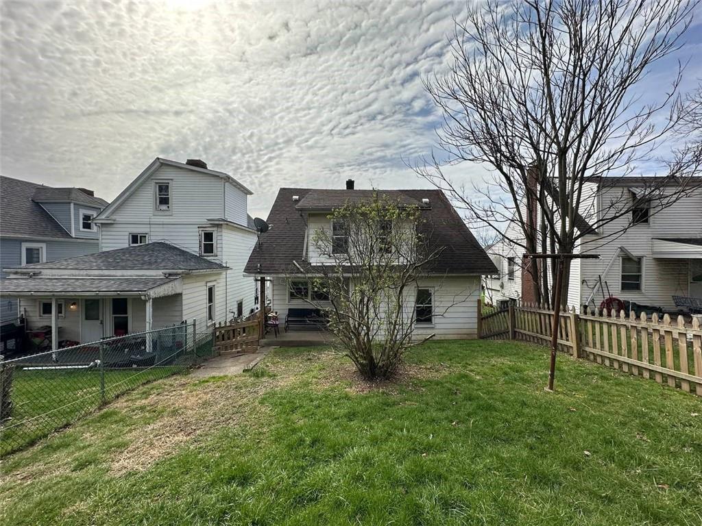 67 Seminole Avenue Washington, PA 15301 - Photo 3 of 22