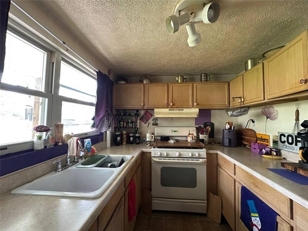 67 Seminole Avenue Washington, PA 15301 - Photo 8 of 22