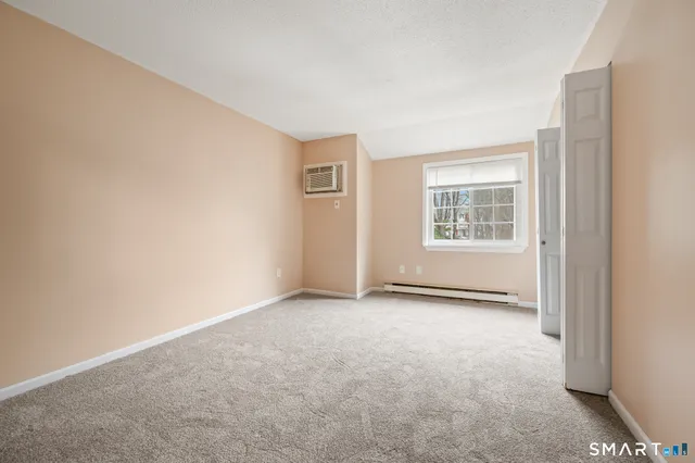 $2,000 | 92 Cynthia Lane, Unit E7, Middletown, CT 06457