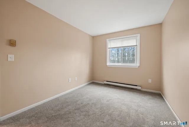 $2,000 | 92 Cynthia Lane, Unit E7, Middletown, CT 06457