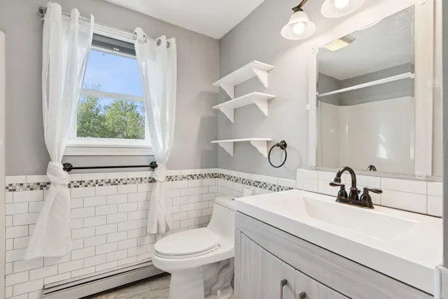 $479,000 | 5 Barnstable Road, South Portland, ME 04106