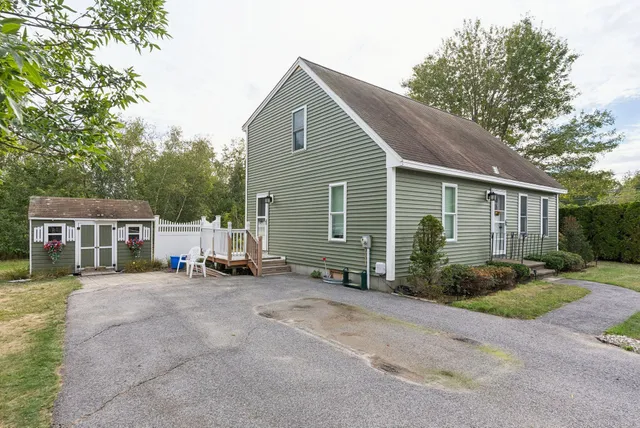 $479,000 | 5 Barnstable Road, South Portland, ME 04106