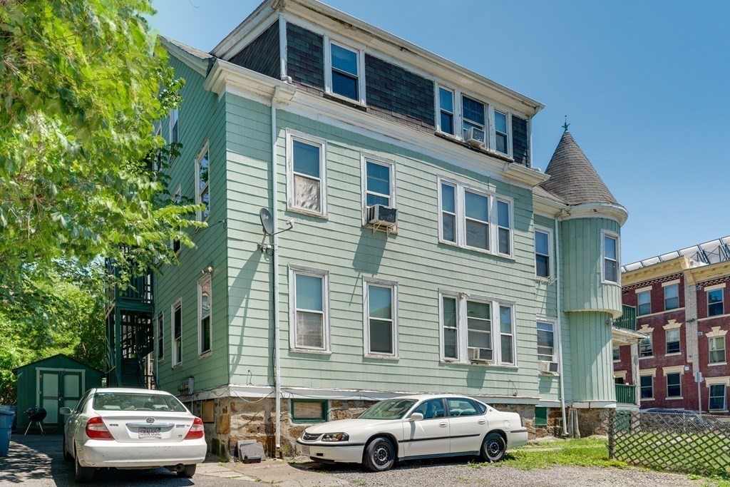 35 Cunningham Street Boston, MA 02125 - Photo 4 of 15