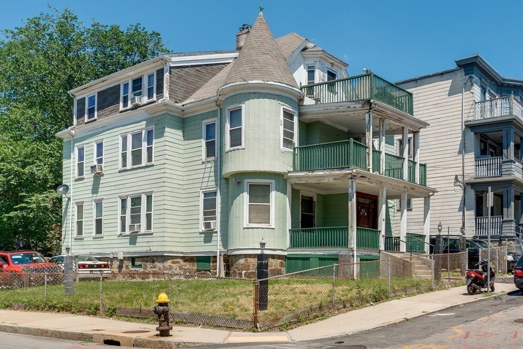 35 Cunningham Street Boston, MA 02125 - Photo 8 of 15