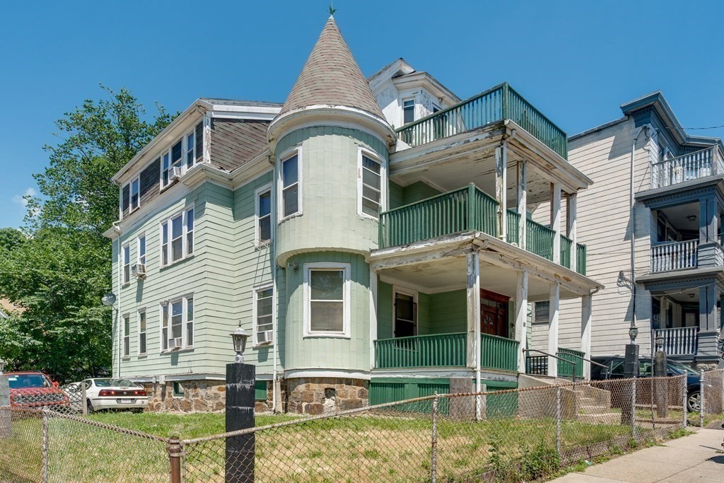35 Cunningham Street Boston, MA 02125 - Photo 9 of 15