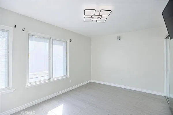 a view of a livingroom with a bathroom