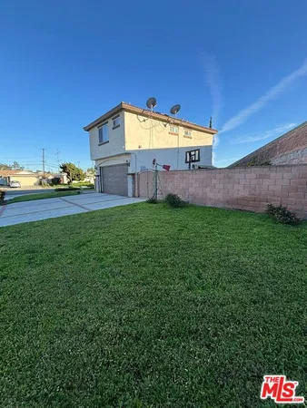 $6,100 | 2600 West Picadilly Way, Anaheim, CA 92801