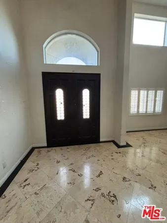 $6,100 | 2600 West Picadilly Way, Anaheim, CA 92801