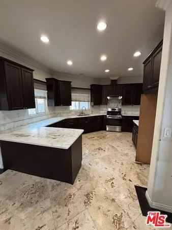 $6,100 | 2600 West Picadilly Way, Anaheim, CA 92801