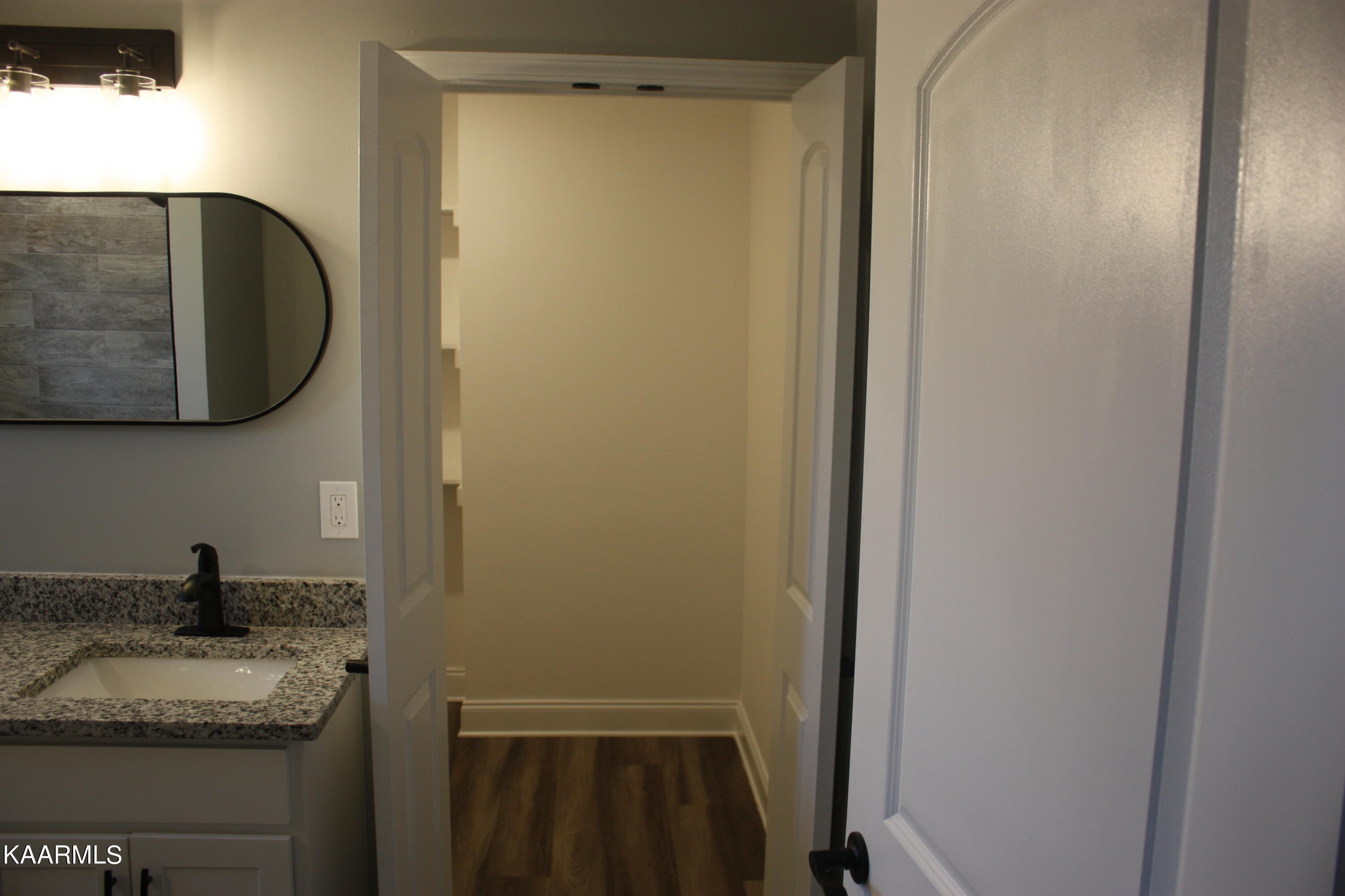 4901 Prospect Road Knoxville, TN 37920 - Photo 13 of 37 IMG_2356