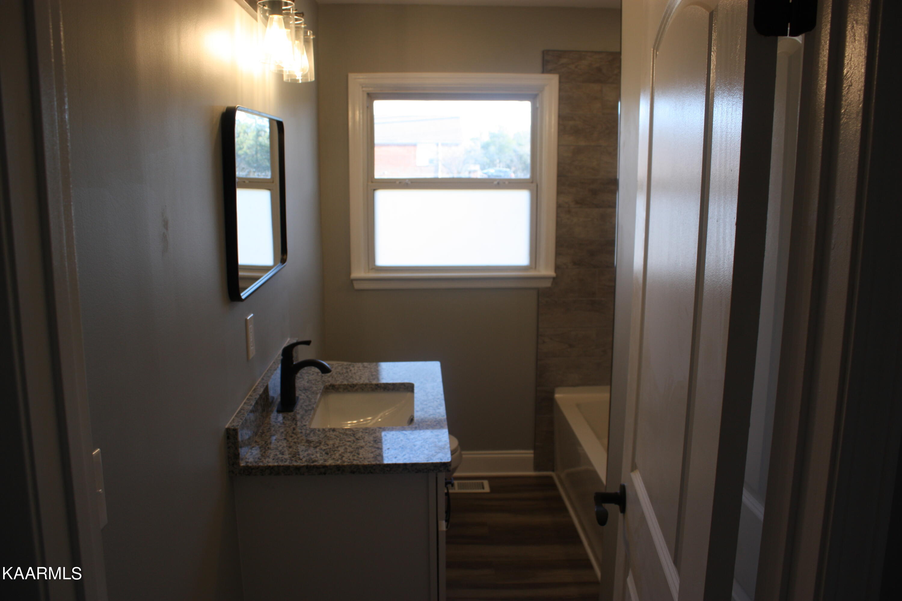 4901 Prospect Road Knoxville, TN 37920 - Photo 23 of 37 IMG_2346