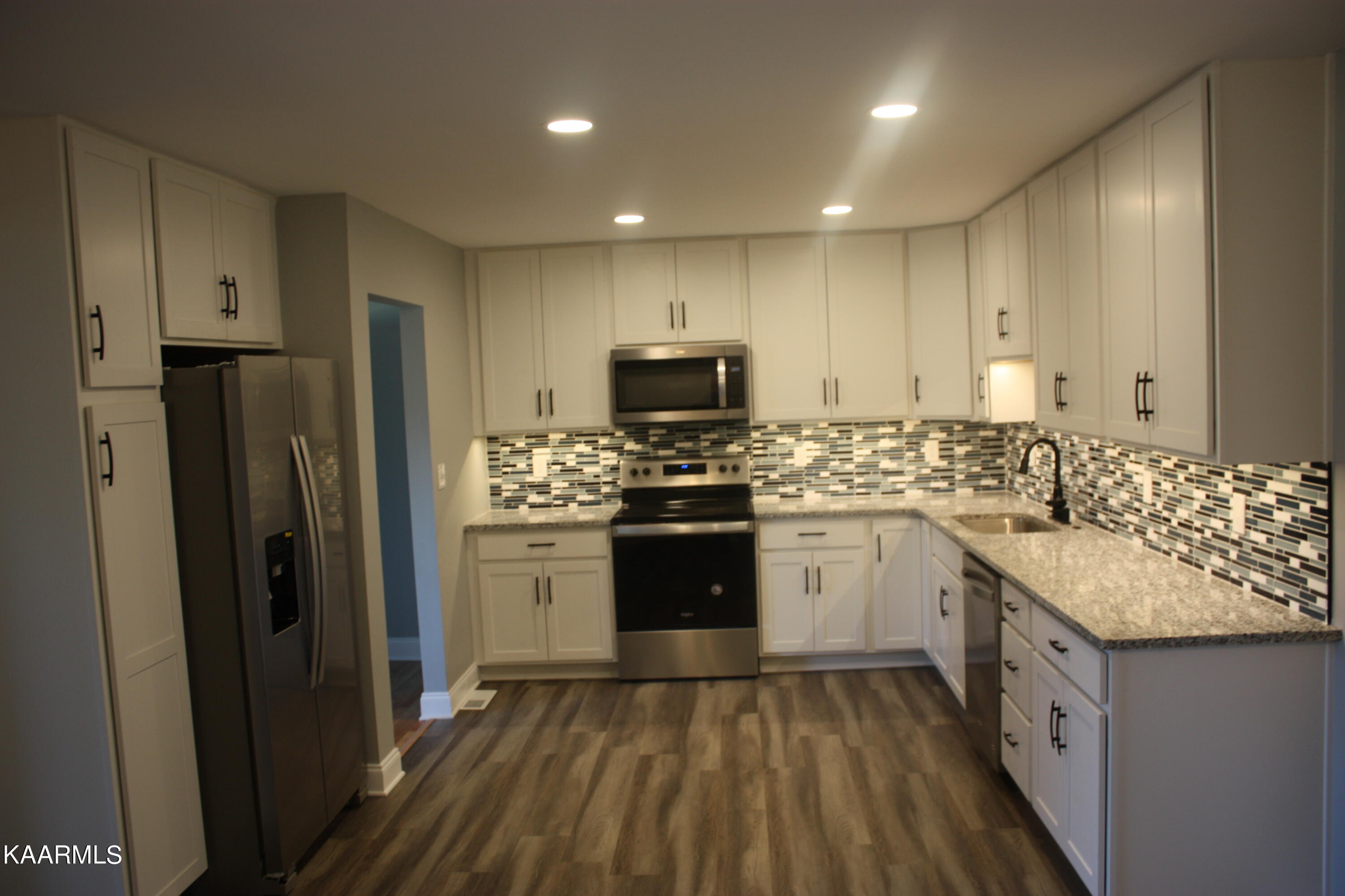 4901 Prospect Road Knoxville, TN 37920 - Photo 27 of 37 IMG_2339
