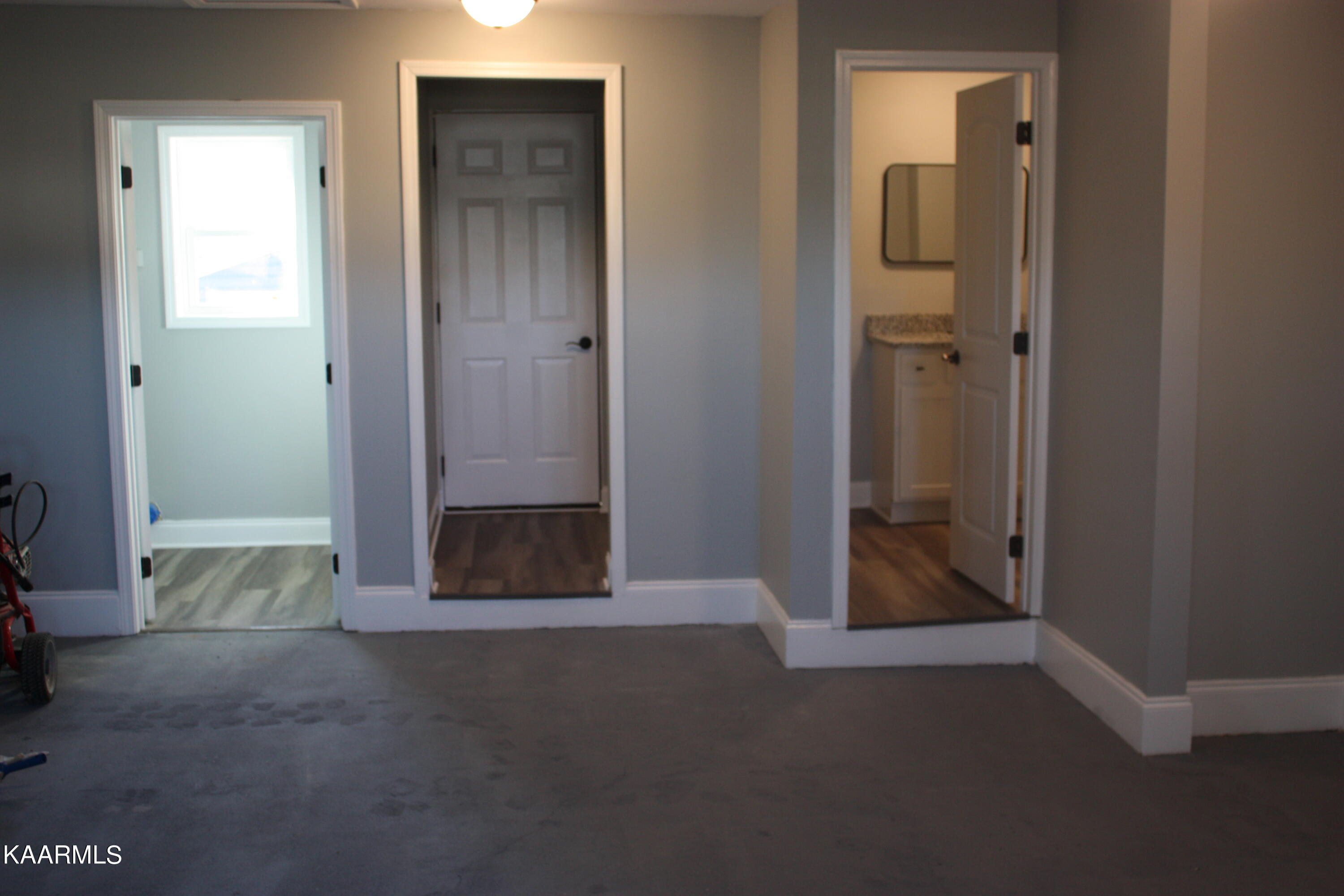 4901 Prospect Road Knoxville, TN 37920 - Photo 31 of 37 IMG_2369