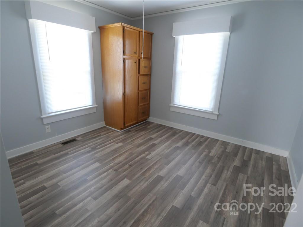 809 3rd Street Southeast Conover, NC 28613 - Photo 7 of 15 Gallery Image 7