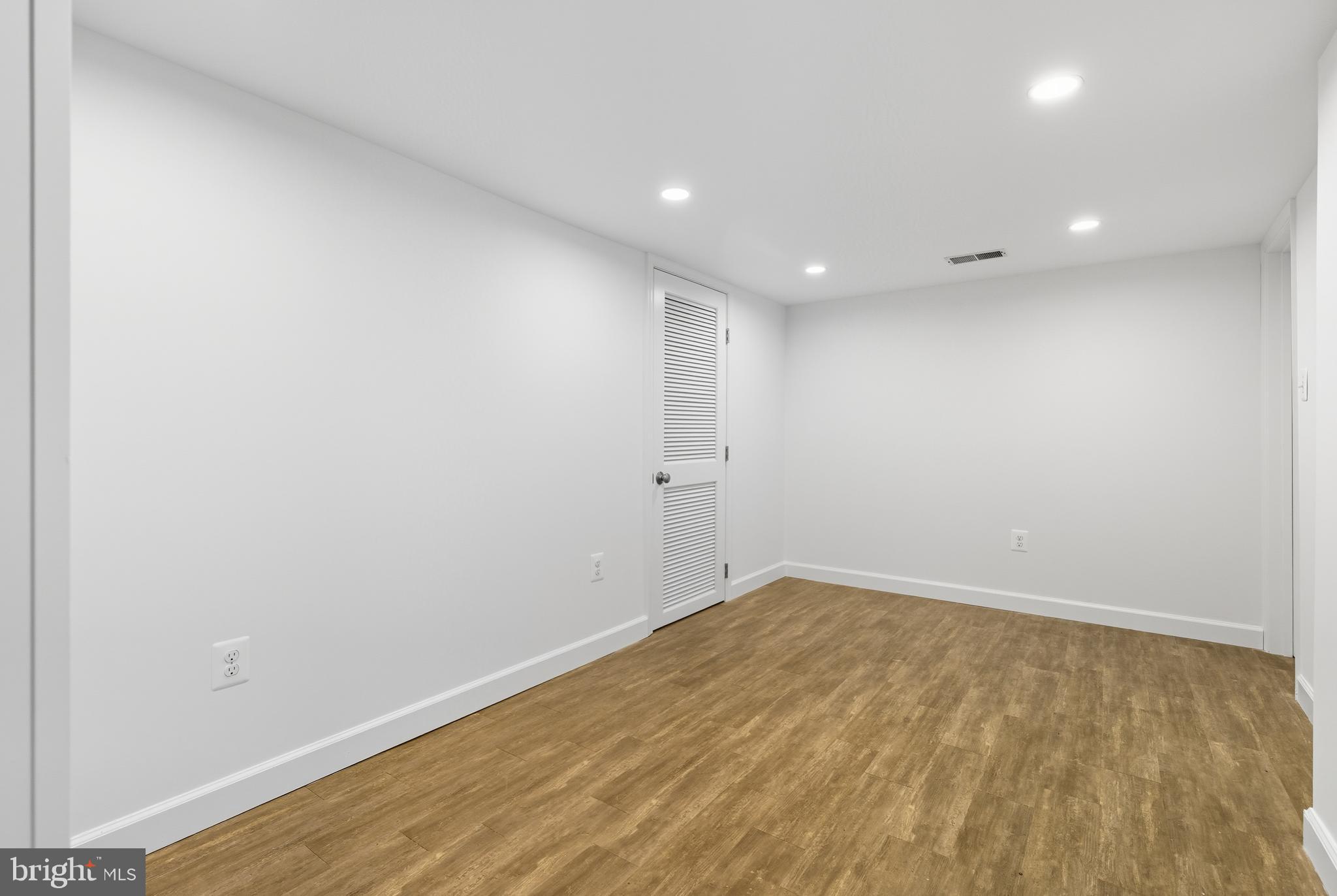 11120 Rutledge Drive Gaithersburg, MD 20878 - Photo 54 of 71 Downstairs Bonus Room