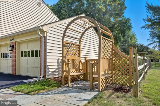 $1,075,000 | 11120 Rutledge Drive, Gaithersburg, MD 20878