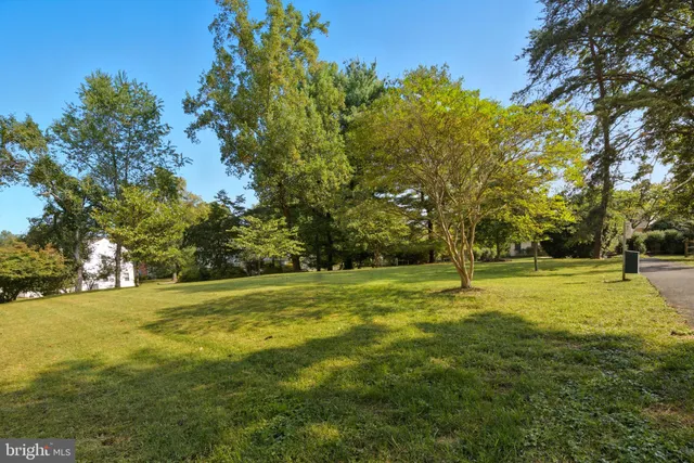 $1,075,000 | 11120 Rutledge Drive, Gaithersburg, MD 20878