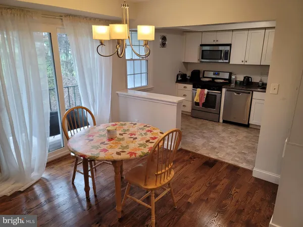 $2,050 | 319 Homeland Southway, Unit 2B, Baltimore, MD 21212