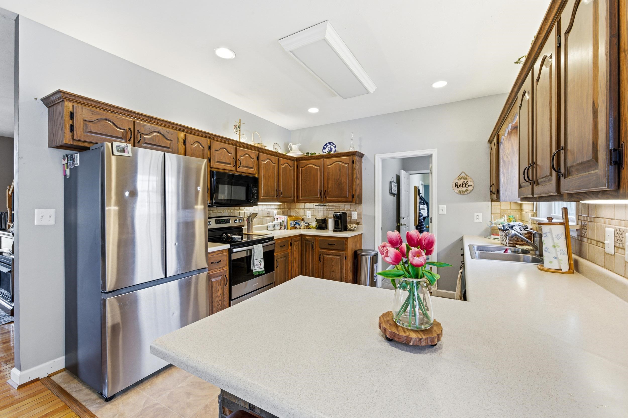 154 Wanda Street Stanley, VA 22851 - Photo 5 of 60