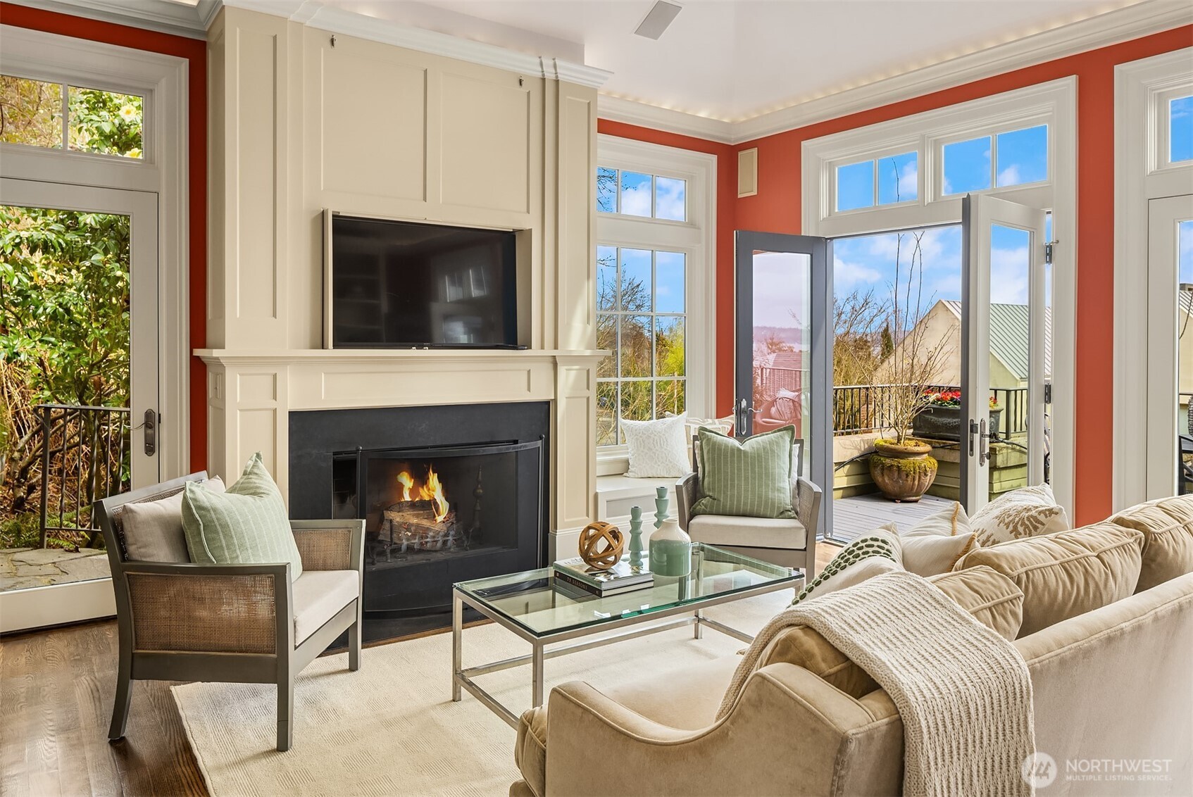 463 39th Avenue East Seattle, WA 98112 - Photo 15 of 30