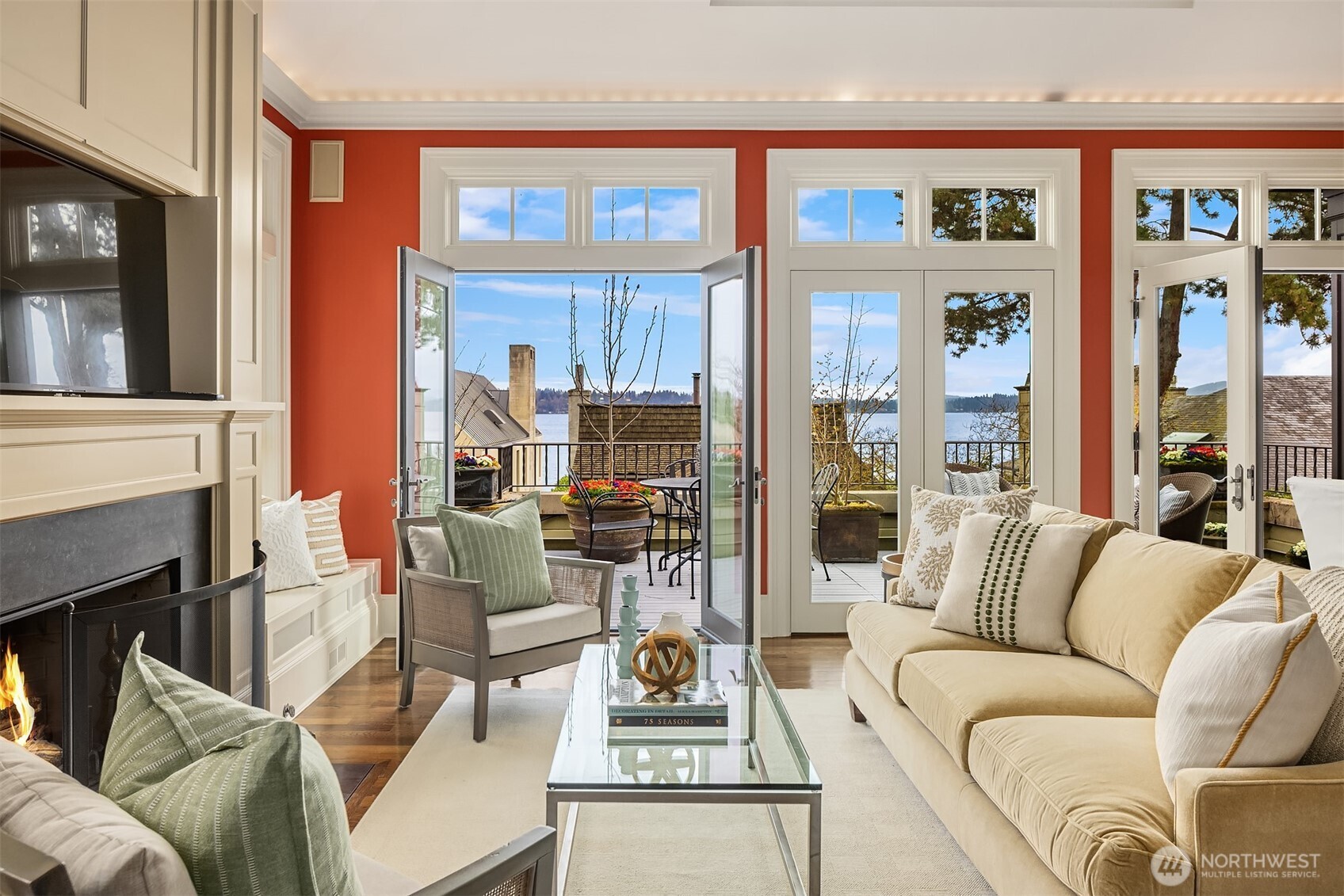 463 39th Avenue East Seattle, WA 98112 - Photo 16 of 30