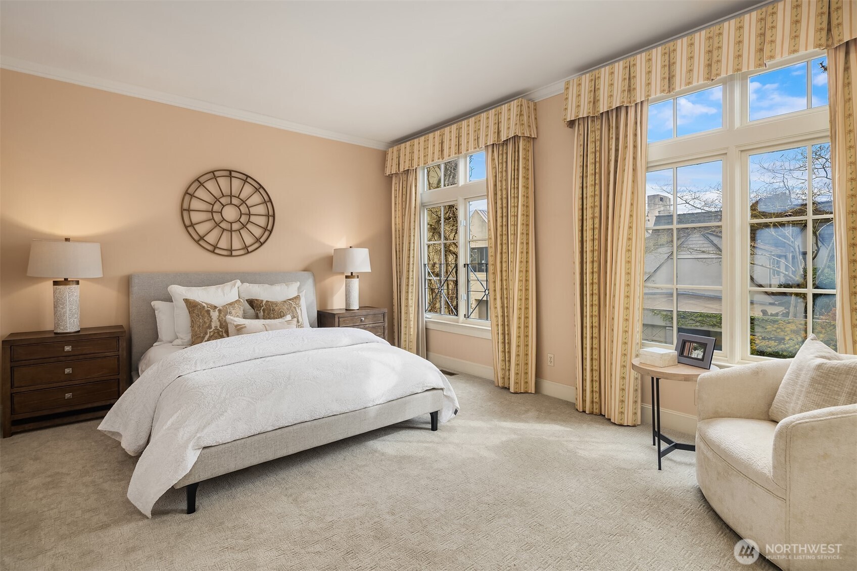 463 39th Avenue East Seattle, WA 98112 - Photo 23 of 30