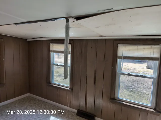 $281,200 | 97 Bushy Hill Road, Deep River, CT 06417