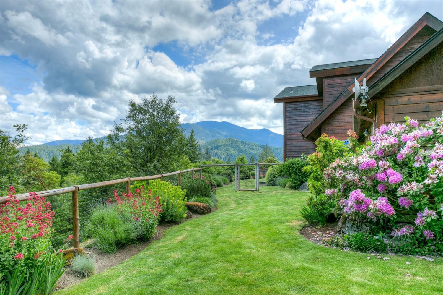 982 Kincaid Road Williams, OR 97544 - Photo 11 of 35 Gallery Image 11