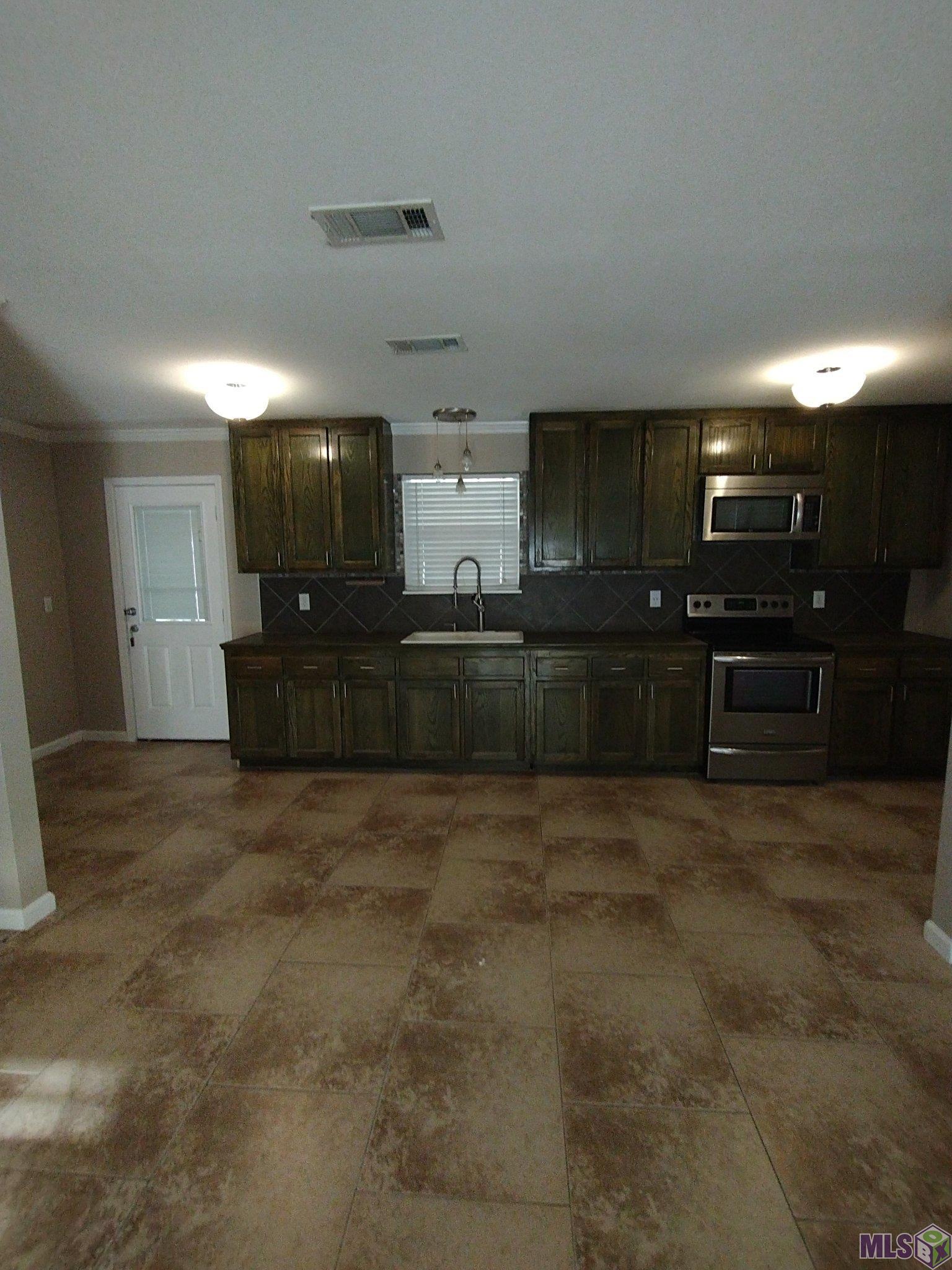 514 Sherron Avenue Baker, LA 70714 - Photo 9 of 12