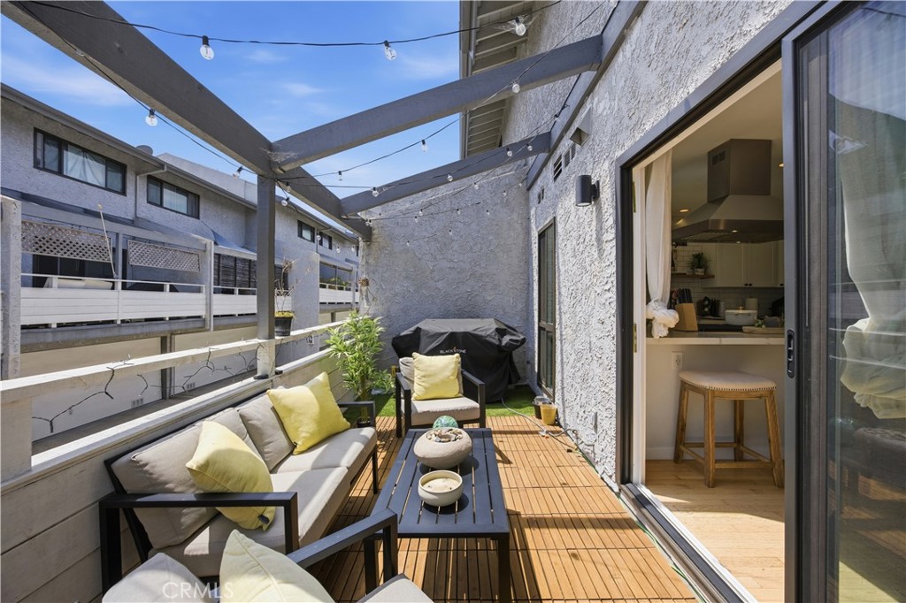 1911 Rockefeller Lane, Unit F Redondo Beach, CA 90278 - Photo 7 of 27