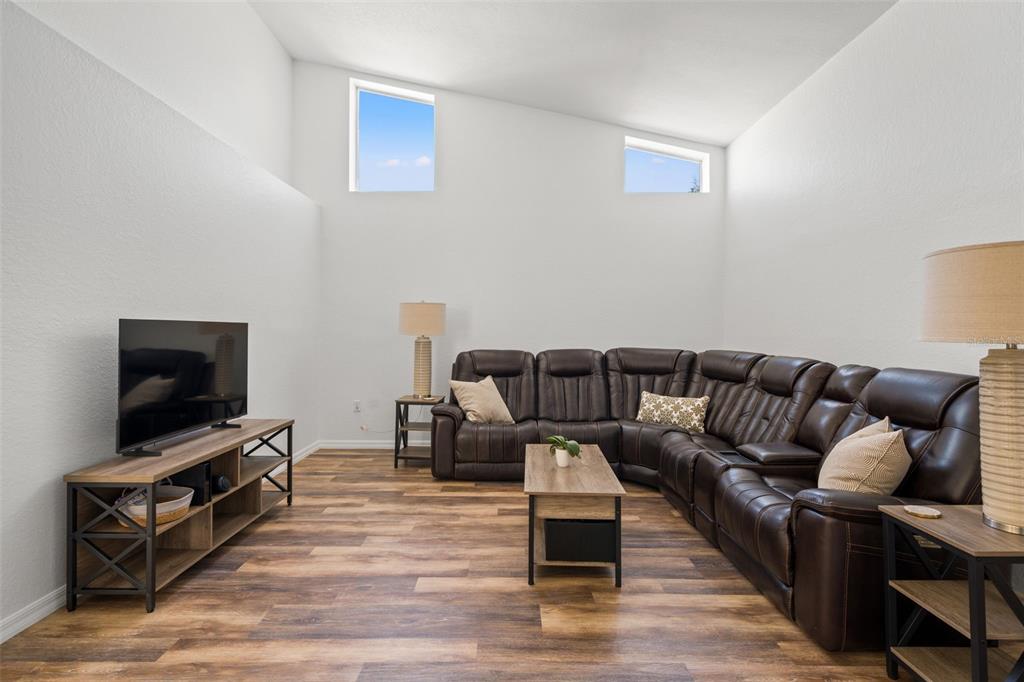 9474 Mississippi Run Weeki Wachee, FL 34613 - Photo 14 of 54