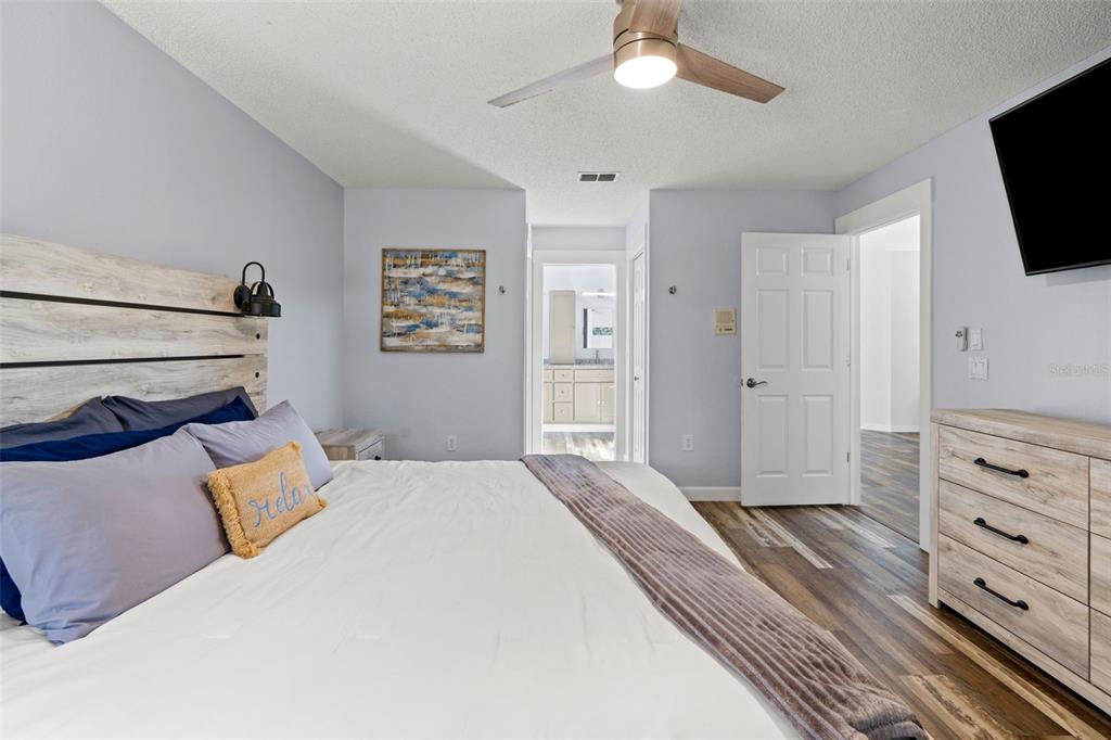 9474 Mississippi Run Weeki Wachee, FL 34613 - Photo 19 of 54