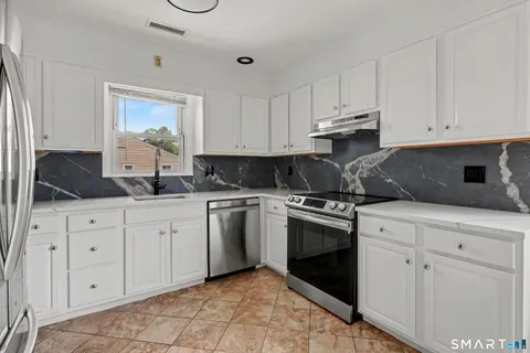 $1,425,000 | 92 Burwood Avenue, Stamford, CT 06902