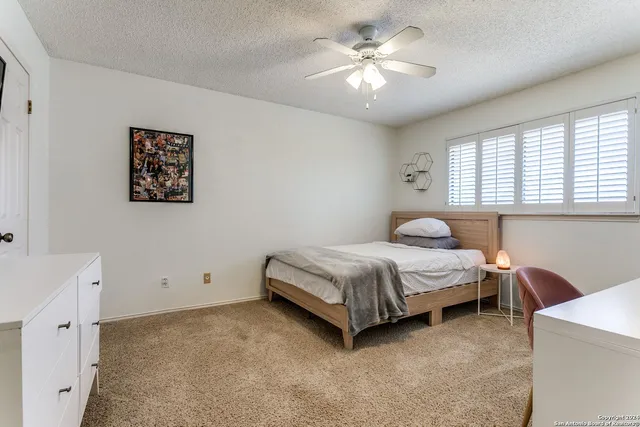 $2,700 | 1107 River Vista West, San Antonio, TX 78216