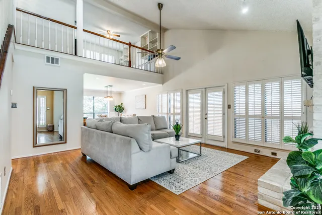 $2,700 | 1107 River Vista West, San Antonio, TX 78216