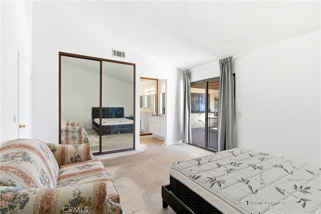 5574 North Sycamore Avenue Rialto, CA 92377 - Photo 23 of 53