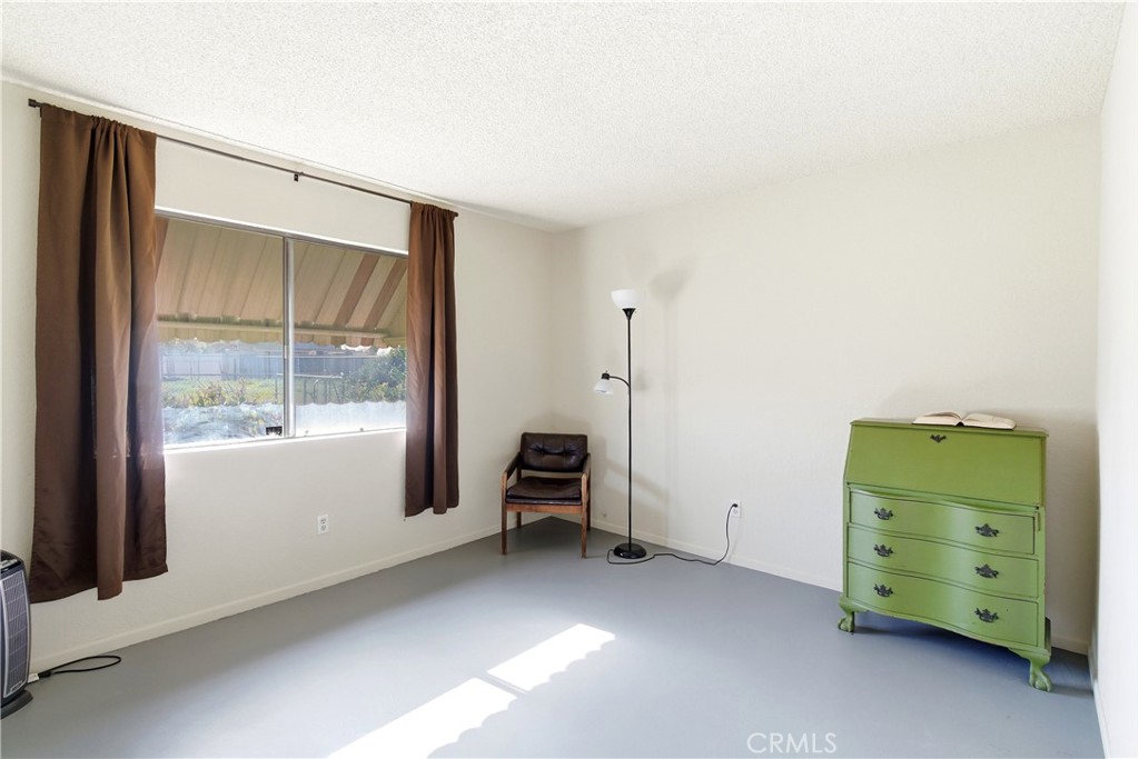 5574 North Sycamore Avenue Rialto, CA 92377 - Photo 28 of 53